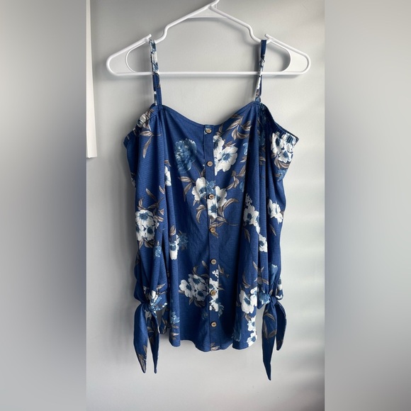 Blue Floral Bohemian Off the Shoulder Long Sleeve Top - Picture 4 of 5
